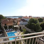 Velike Stine 3*