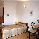 B&B Velike Stine 메덜린