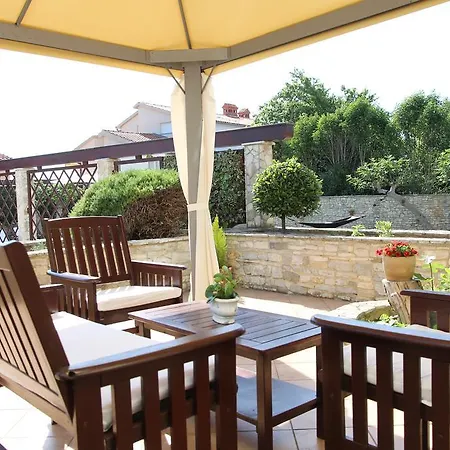 Velike Stine Bed & Breakfast Medulin