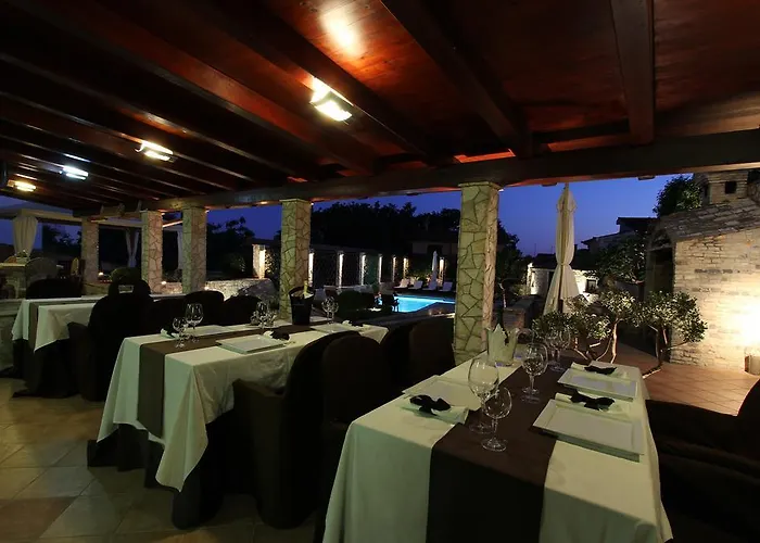 Velike Stine B&B 메덜린