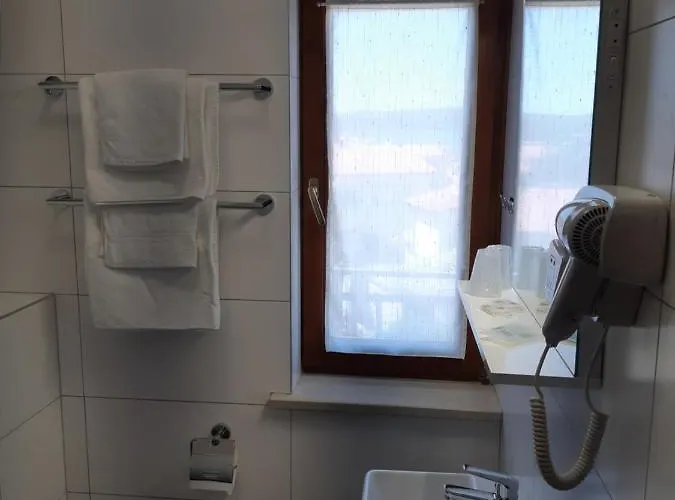 B&B Velike Stine 메덜린