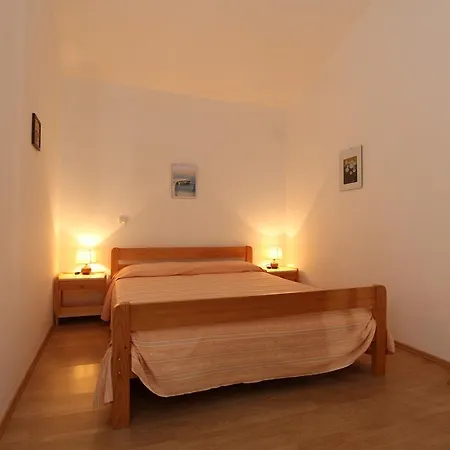 Velike Stine 3* מדולין