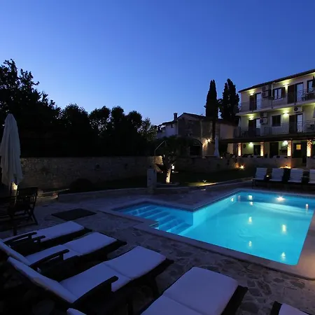 Velike Stine 3*
